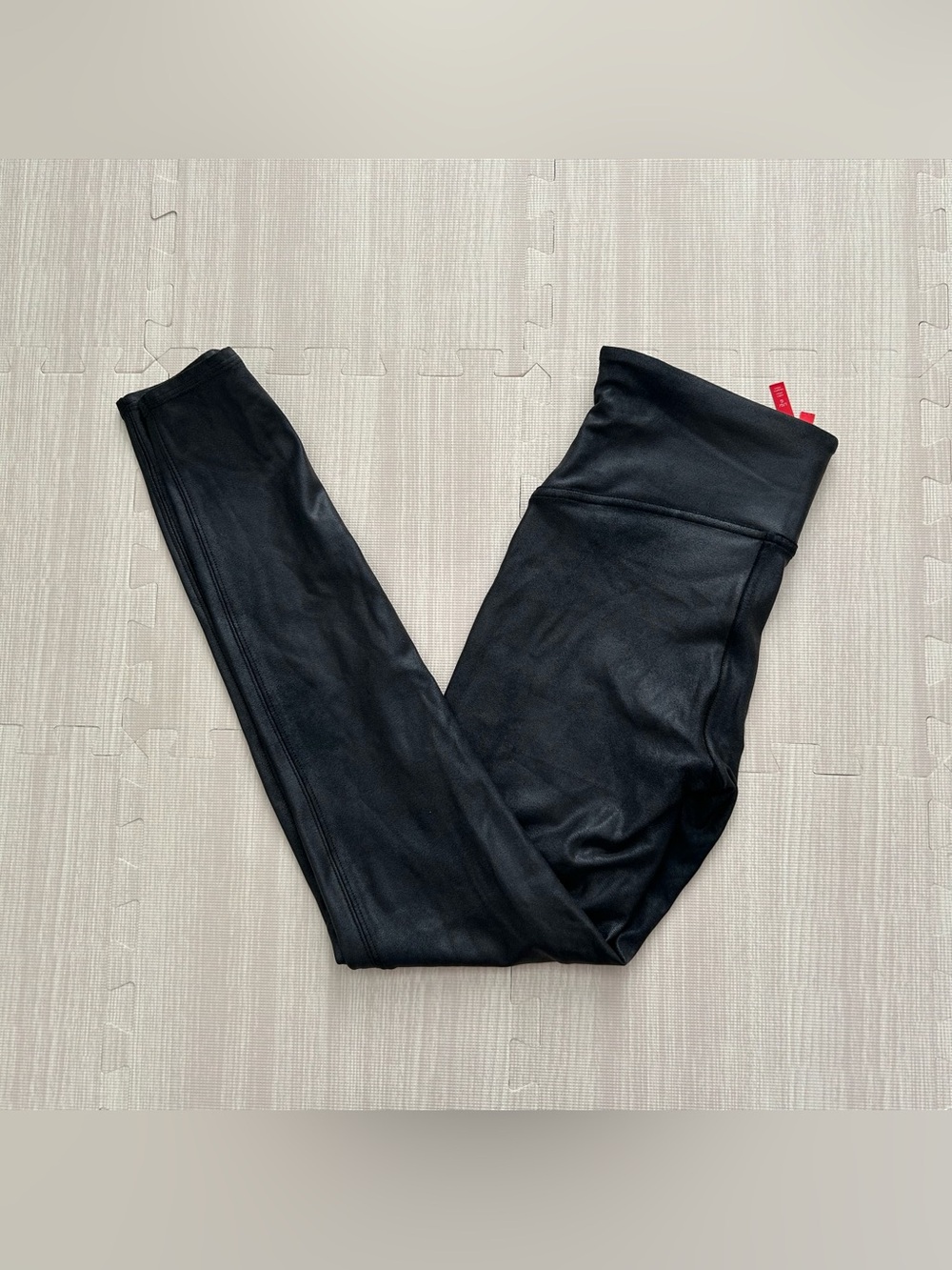 Spanx Women's Faux Leather Black Leggings. Large, 27” Inseam